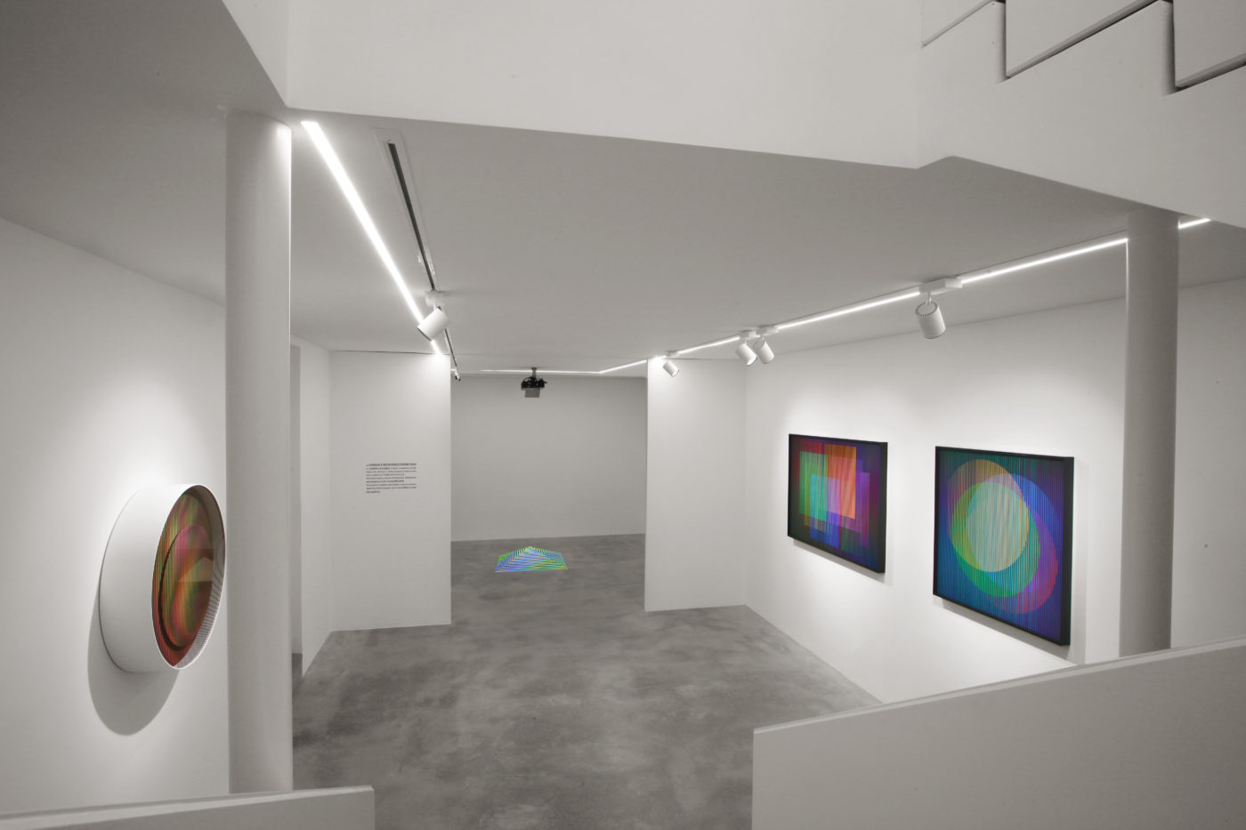 Carlos Cruz-Diez. Colore come evento di spazi. Dep Art Gallery, Milano