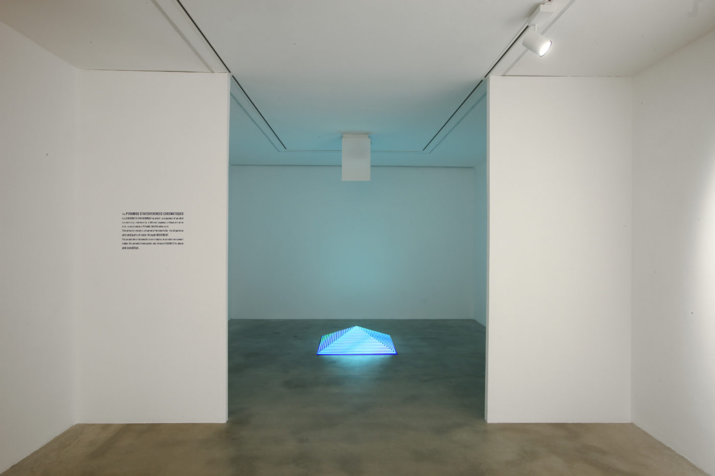 Carlos Cruz-Diez. Colore come evento di spazi. Dep Art Gallery, Milano