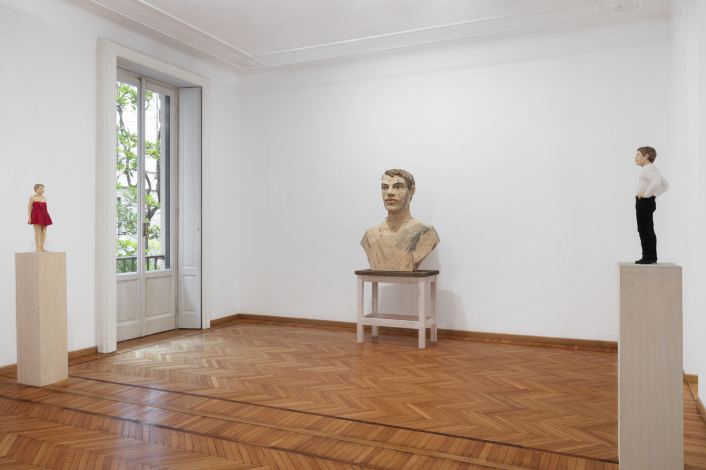Stephan Balkenhol, exhibition view Galleria Monica De Cardenas, Milano